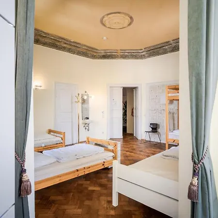 Schmidt Апартаменты